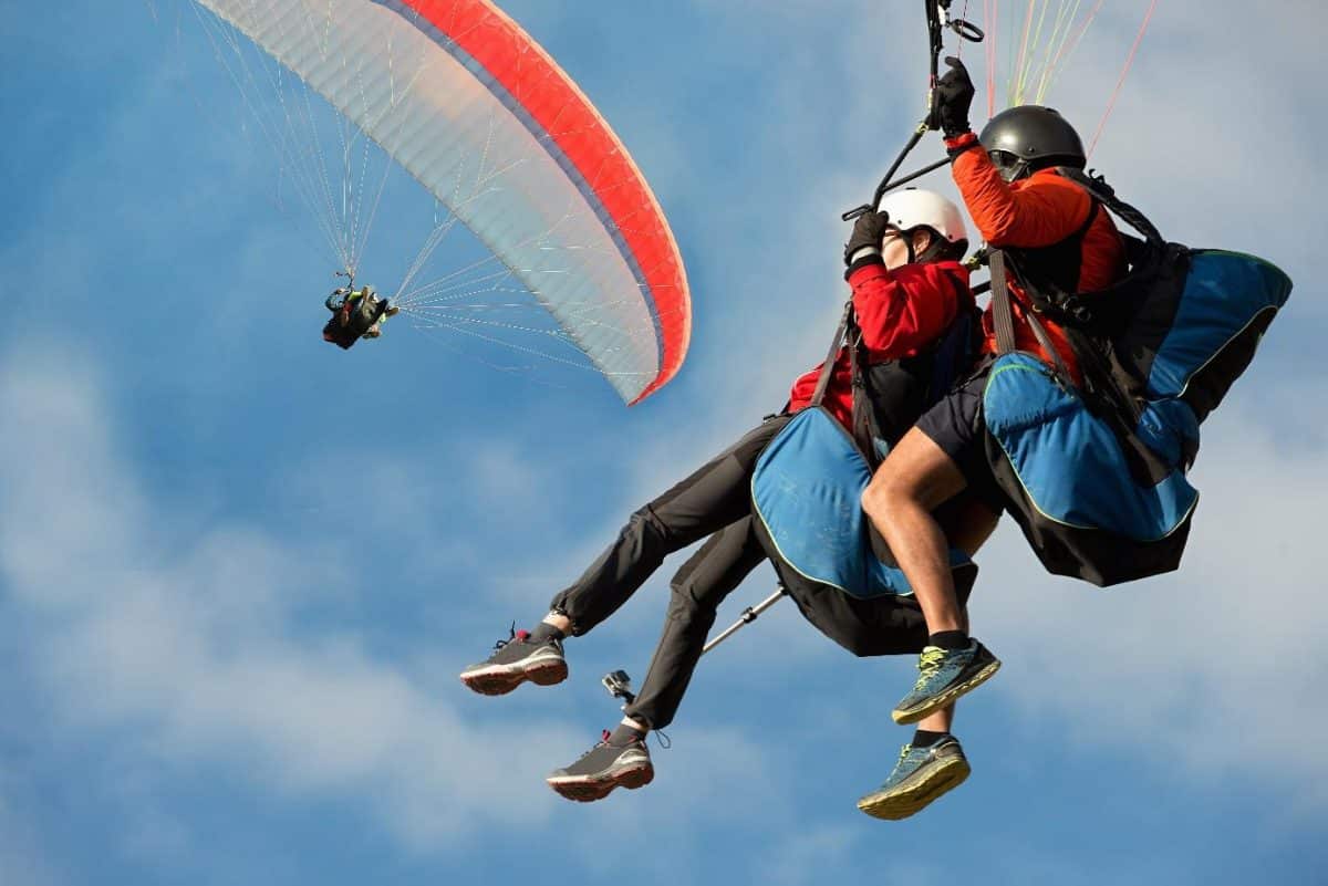 Le Baptême en Parapente : différents types, déroulé et prix