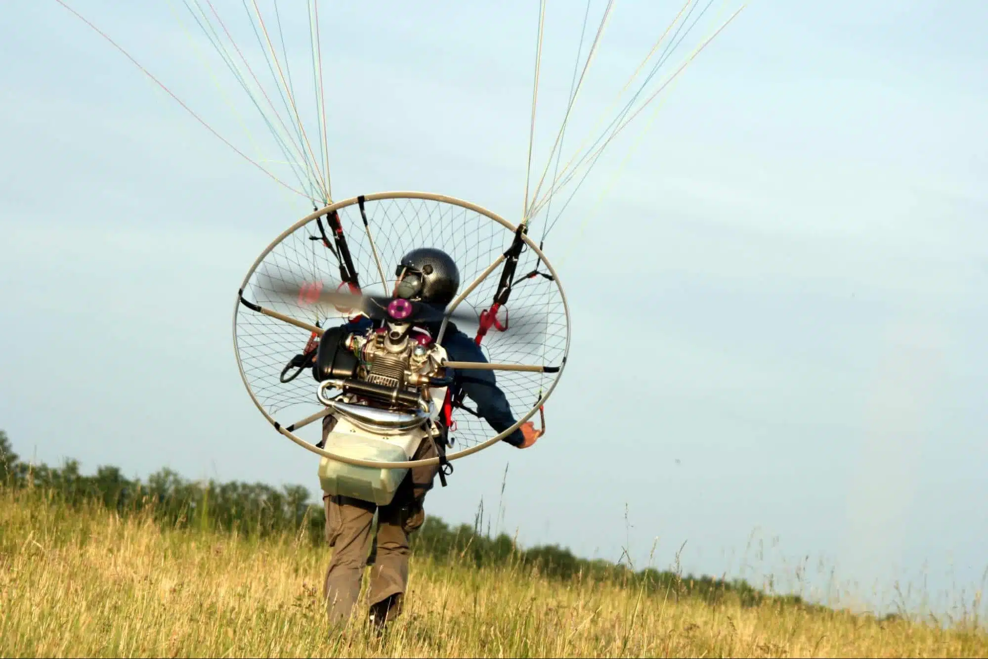 Y a-t-il un poids maximum pour faire du paramoteur ?