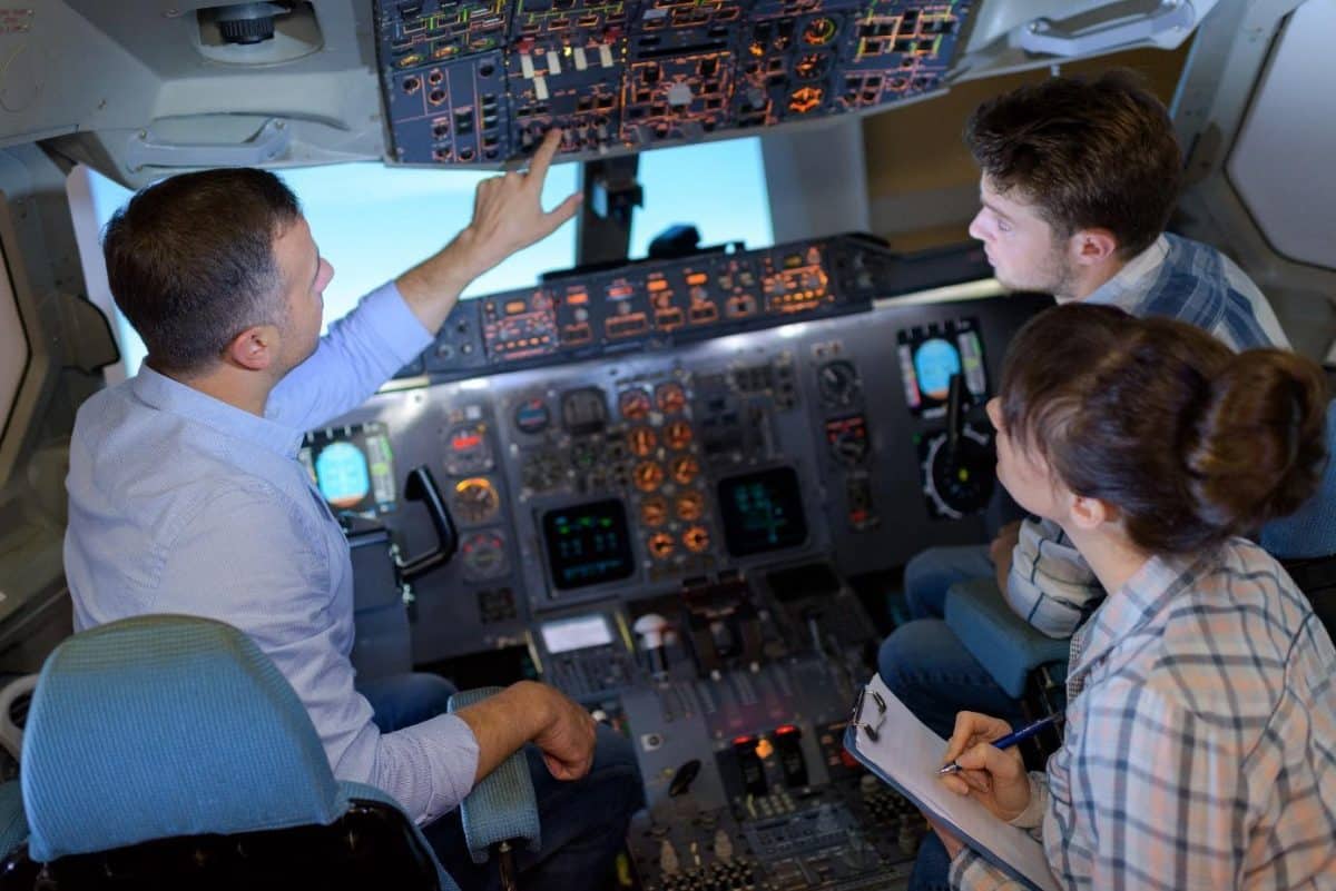 Simulateur de vol : qu’est-ce que c’est et combien ça coûte ?