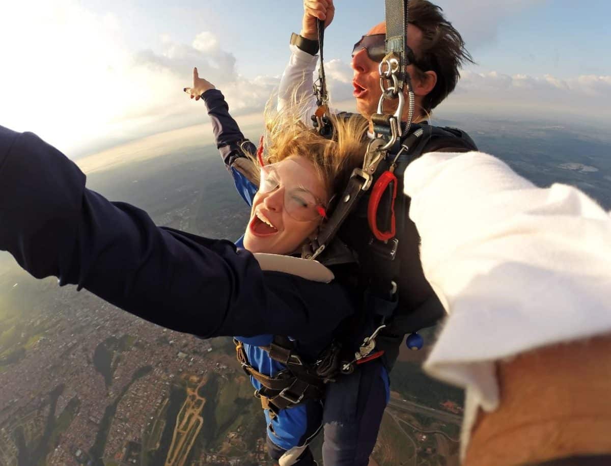 Quelle saison pour le saut en parachute ?