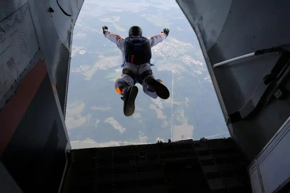 Ressent-on le vertige lors d’un saut en parachute ?