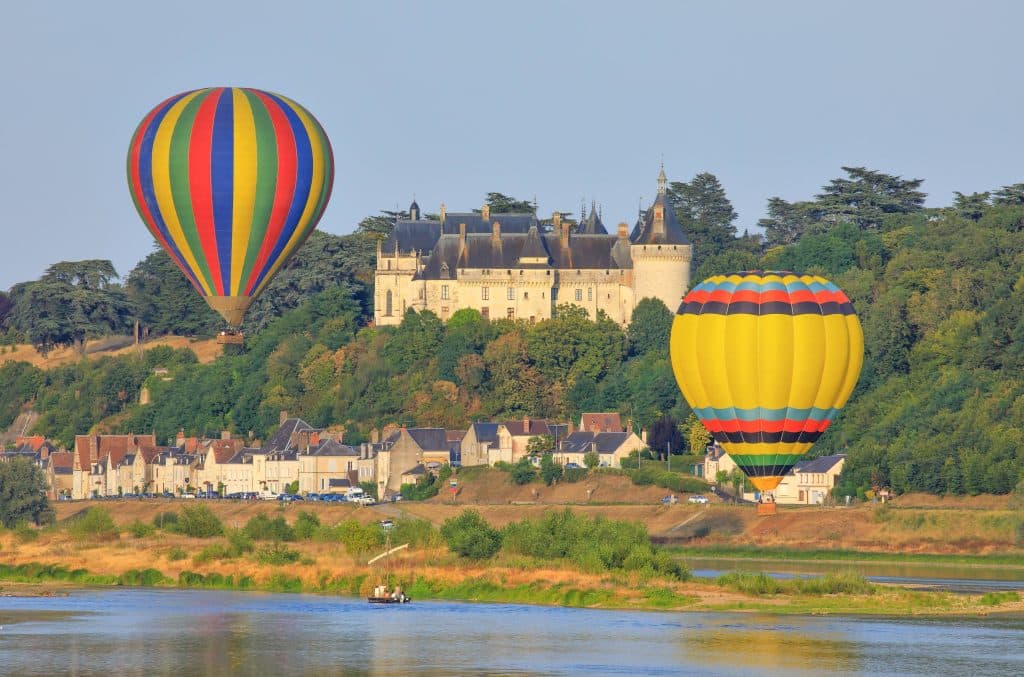 Des montgolfières près du Château de Chaumont-sur-Loire