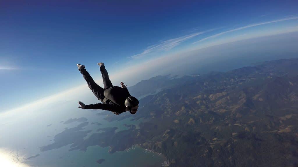 Saut en parachute