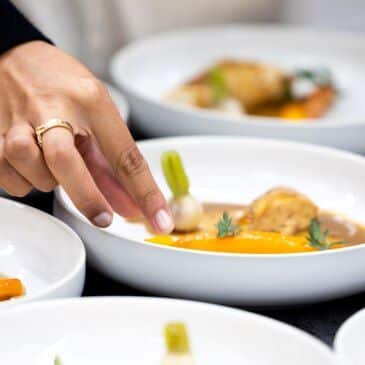 Dans l’école d’Alain Ducasse : un cours de cuisine 3 étoiles
