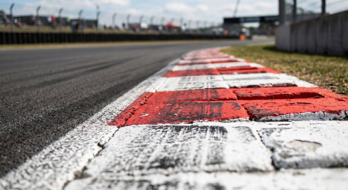 Toute l'histoire des voitures de course