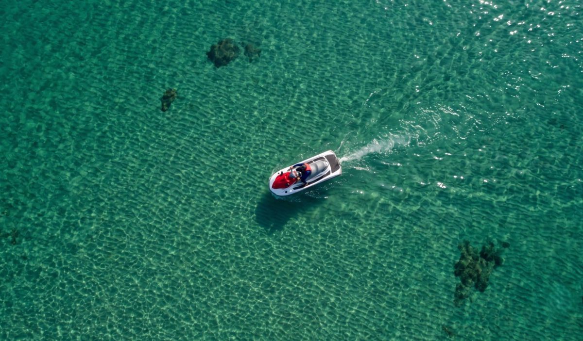 Jet-ski en cadeau : offrir une session nautique originale