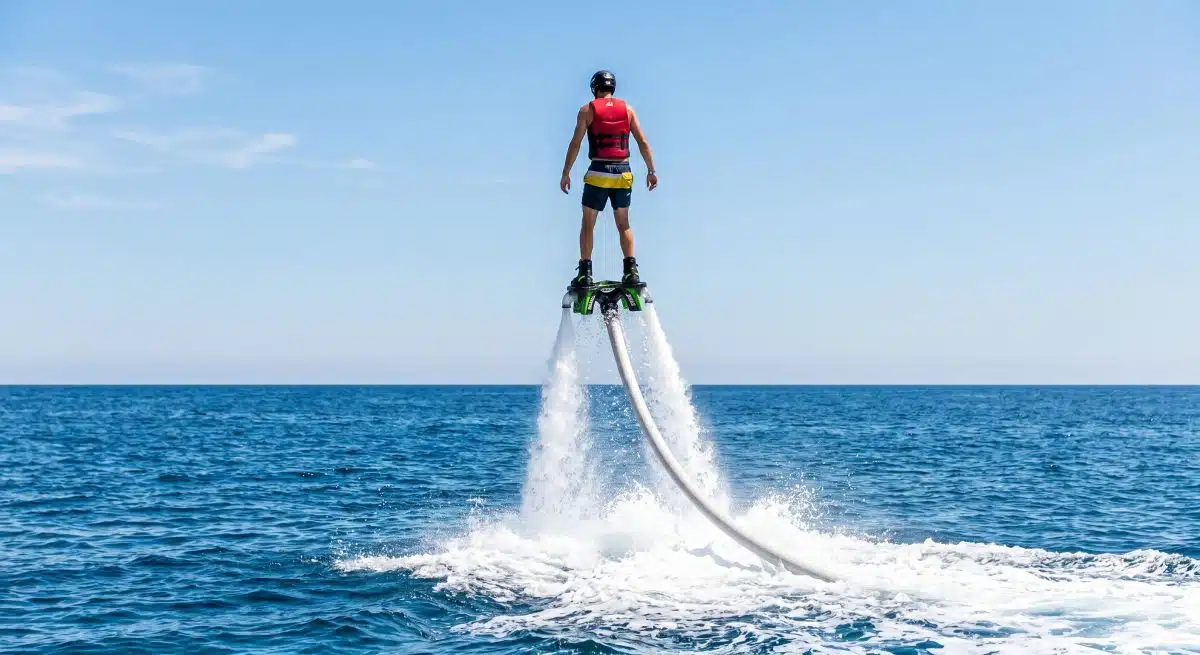 Comment se passe une séance de flyboard pour débutant ?