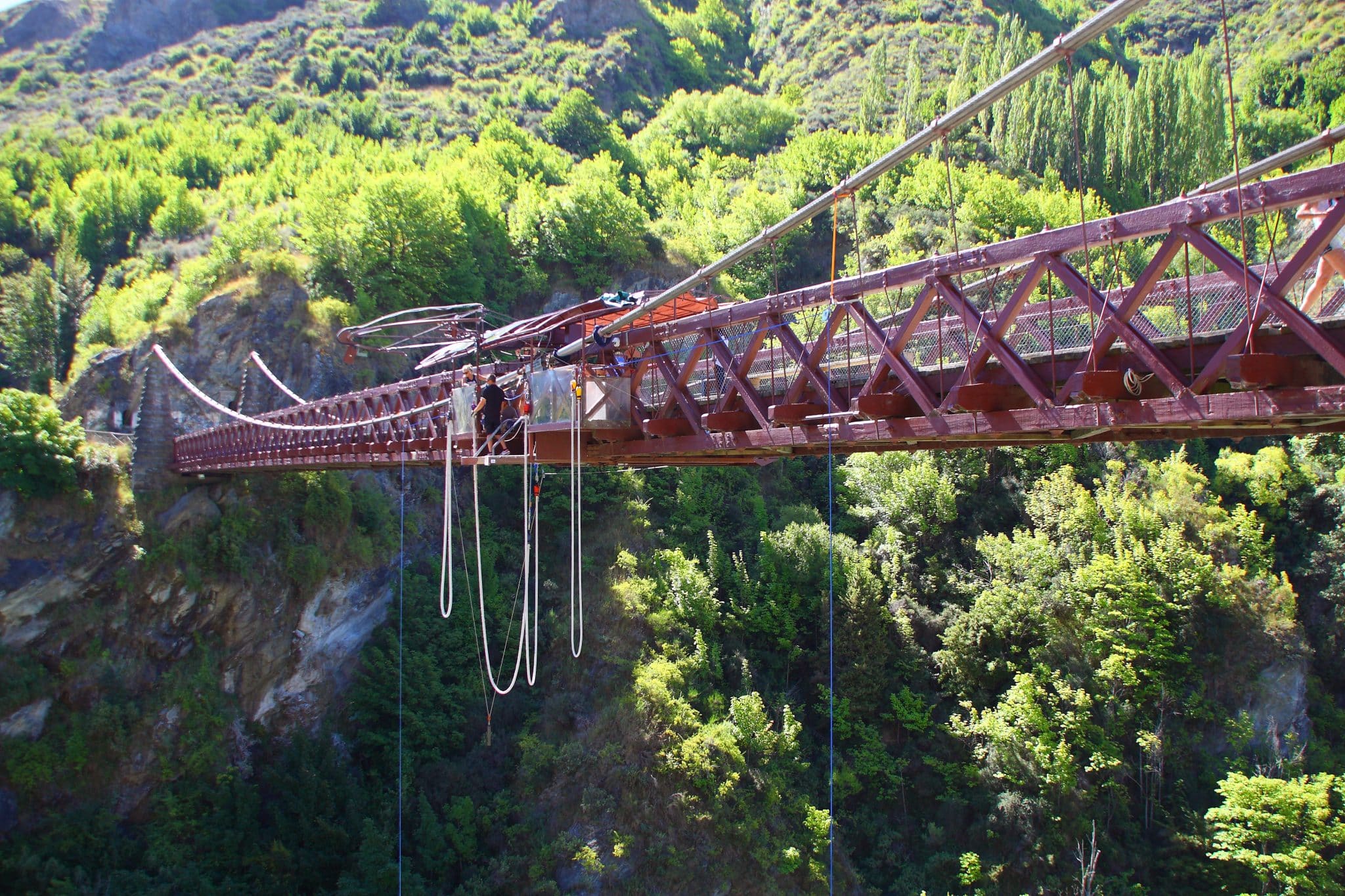 Comment se passe un saut à l&rsquo;élastique : les étapes