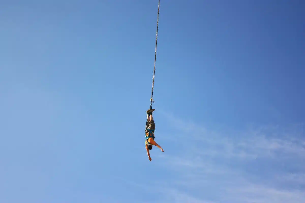 Saut à l&rsquo;élastique pour son anniversaire : une expérience mémorable